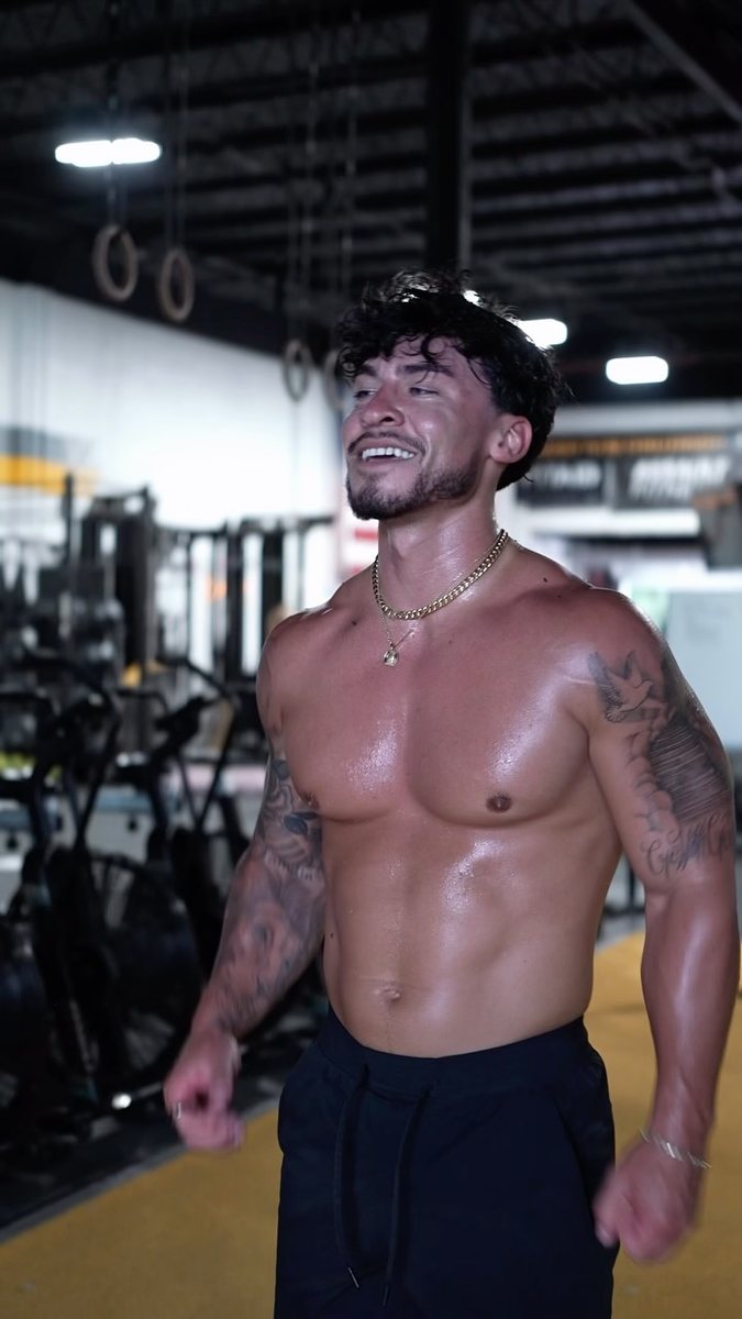 Ben in the gym between sets